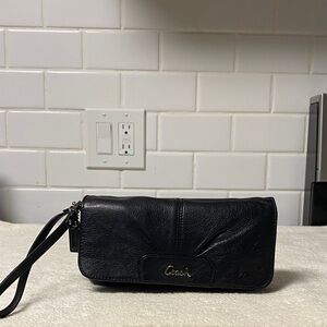 Vintage Coach Black Leather  Wristlet